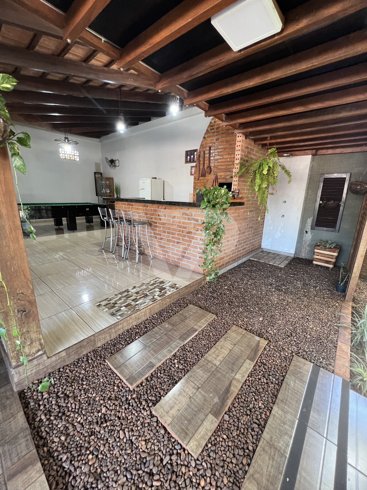 CASA 222M² ALTO PADRÃO MARIPÁ