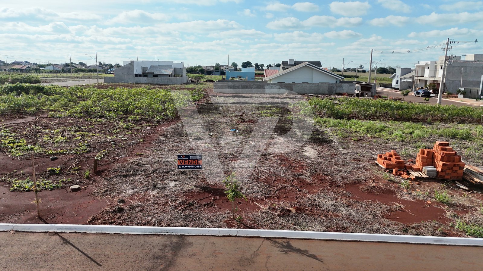 LOTE 384M² MARIPÁ