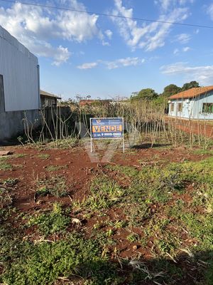 LOTE 705M² MARIPÁ