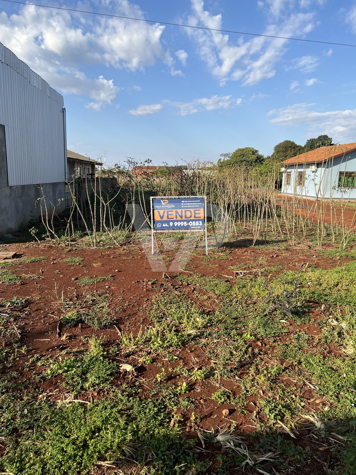 LOTE 705M² MARIPÁ